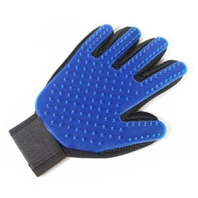 China Sustainable Deshedding Pet Gloves Cat Dog Groomer Glove Cat Bath Grooming Gloves for sale