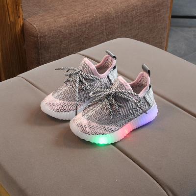 China Wholesale Anti-slippery Kids Casual Shoes Simple Fashion Led Sneakers for sale