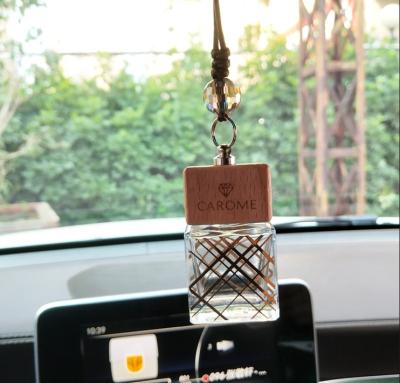 China Custom MOQ Luxury Air Freshener Square Low Glass Empty Car Perfume Hanging Bottle for sale