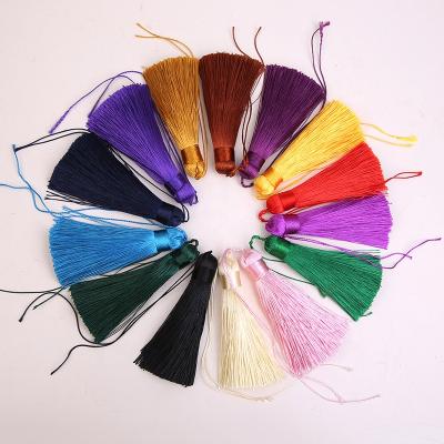 Κίνα Factory Wholesale Handmade Fashion 8cm Polyester Mini Tassels Fringe Small Pendant For DIY Jewelry Making προς πώληση