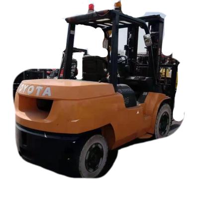 China Building Material Stores Toyota 8FD30 Triple 3 Mast 4.5m Height Max Lift Toyota Diesel Engine 3 Ton Forklifts for sale