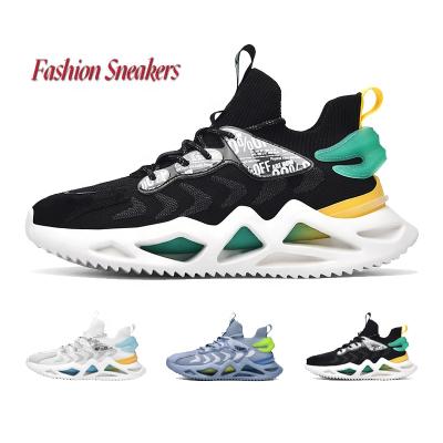 China Fashion Trend New Plus Size Original Breathable Men's Trainers USA 12 Stock Sports Shoes Fashion White Sneakers Trendy Shoes for sale