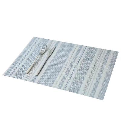 China Luxury Dine Mat And Coasters Pvc Woven Place Mat Heat Resistant Gold Table Top Quality Viable Promotional Tischset for sale