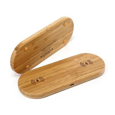 China Dual 10W Wireless Wooden Moblie Phone Charger Pad Wireless Charging Pad for IPhone13 pro Max Wooden Desktop Charging Station for sale