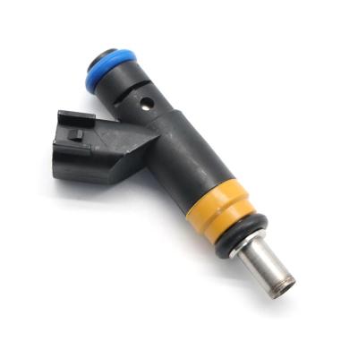 China Car accessories auto parts Single New Fuel Injector Nozzles 68060335AA 5037479AD for sale