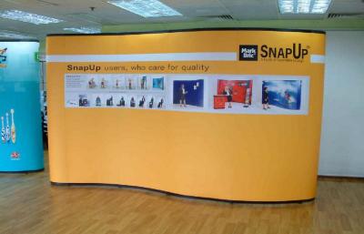 China Aluminum Pop Up Exhibition Stands , 3 x 4 Curved Magnetic Trade Show Displays for sale