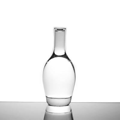 China Beverage Roller Bottle Glass Bottle Whiskey Decanter Crystal Bottle For Liquor 500ml 700ml for sale