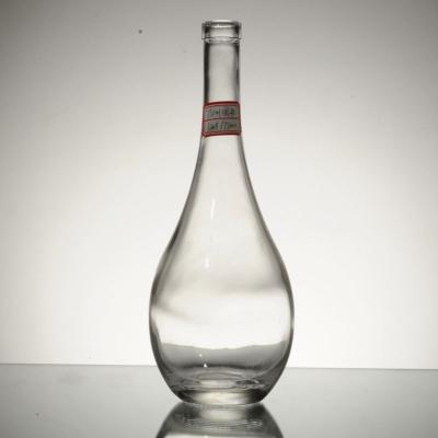 China Special Designed Glass Beverage Bottle For Whiskey With Private Label for sale