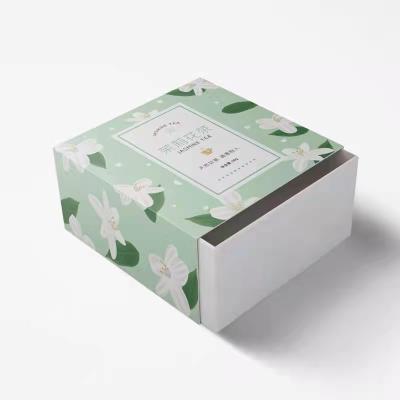 China Colorful Recyclable Custom Boxes Logo Packaging Cardboard Printed Eco Small Flat Color Apparel Cosmetics Ad Box for sale