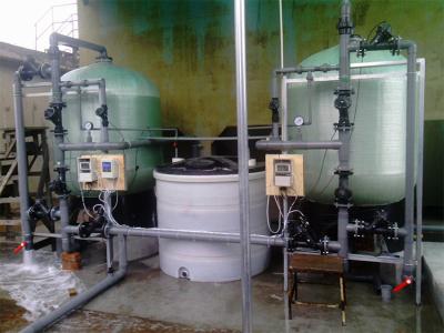 China 1TPH commercieel Wateronthardersysteem DOW Membrane With Iron Filter Te koop