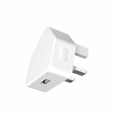 China Mobile Phone USB Wall Charger Single Port 2.4A UK Plug PD 12W PD Wall Charger for sale