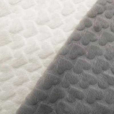 China Factory Supplier Shrink-Resistant SHAOXING Textiles and Wholesale Fleece Fabrics Gray Embossed Rolls White Heart Shape for sale