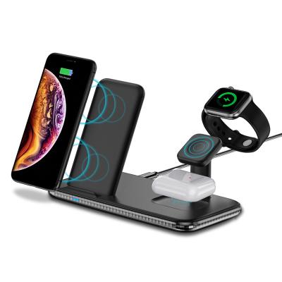 China Tablet 3 in 1 Fast Charging Dock Wireless Phone Charger Radio Wireless Charger for Mobile Phone for sale