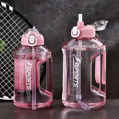 China New Arrival Viable 64oz Outdoor BPA Logo Water Bottle Customized Gallon 5 Gallon Free Drinking Water Bottle Protein Free for sale