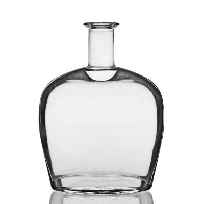 China Beautiful BEVERAGE 70cl High Grade Best Alcohol XO 700ml Brandy Liquor Empty Glass Bottles for sale