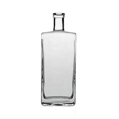 China Fashion Square Vodka 750ml Vodka 750ml Rectangular Glass 500ml Gin Bottles Liquor 70cl 700ml Mineral Flavors for sale