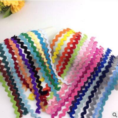 China Viable 100% Multicolor Polyester Rayon Wave Edge Ric Rac Ribbon for sale