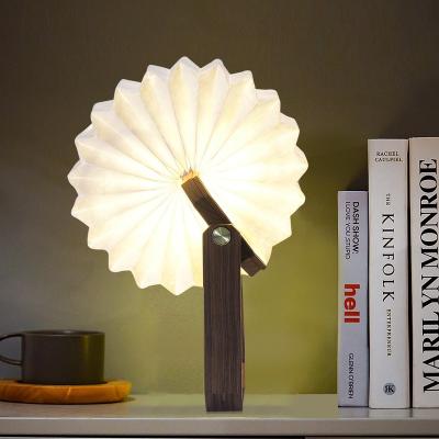 China 2021 luxury waterproof Nordic creative decoration of the design for the living room table side lighting bedside bedroom lamp for sale