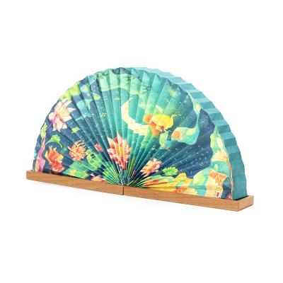 China 2021 New Idea Design Portable Creative Customizable Printing Luxury Fan Lamp Business Promotional Gifts for sale