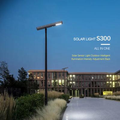 China Automatic Solar Street Light Outdoor Intelligent Illumination Intensity Adjustment for sale