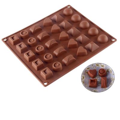 China Molde de silicona de múltiples formas perfecto para hacer molde de chocolate y jalea a medida en venta