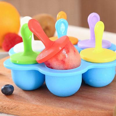 China 145g Reusable Silicone Ice Pop Maker with Stick Top Selling BPA Free Popsicle Mold for sale