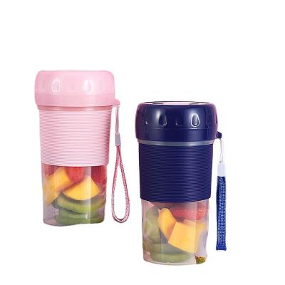 China Top Quality Mini Home Usb Hand Juicer Electric Blender Juicer Easy Handling Widely Used Cup for sale