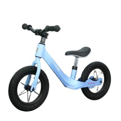 China Aluminum Cycle Kids Balance Bike Pedal Bicycle Tricycle for sale