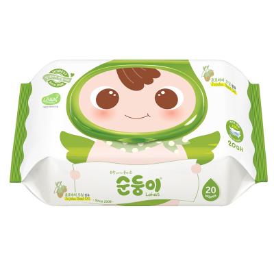 China Embossed/plain according to customers requirements safety skin care baby care product, 20pcs alcohol free baby wipes with lid for sale