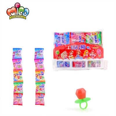 China Natural Soft Hard Pop Lollipop Fruity Princess Girl Diamond Ring Toy Candy for sale