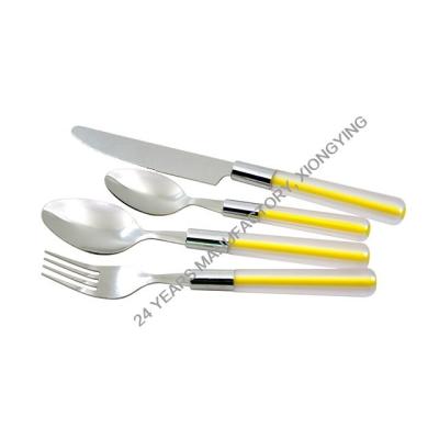 China 4 PCS Plastic Handle Spoon Fork Knife Stainless Steel Flatware Set for sale