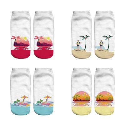 China 2021 Factory Customized Large Size Ocean Beach Palm Tree Breathable Customized Professional Socks For Men And Women for sale