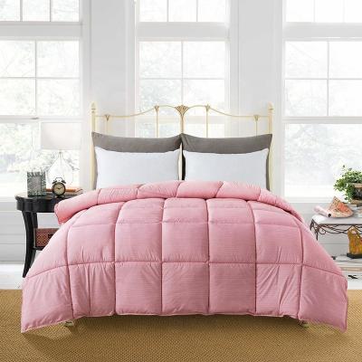 China Natural Microfiber Multiple Sizes Comforter Down Alternative Comforter Washable Bedding Comforter for sale