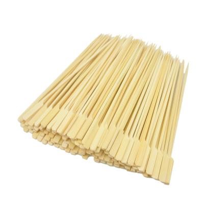 China Easily Cleaned Outdoor Bamboo Roasting Sticks Camping Disposable BBQ Stick Disposable BBQ Stick Skewers for sale