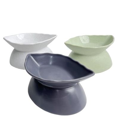 China New Design Novelty Leaf Shape Pet Feeder Sustainable Bowl Cat Food And Water Bowl for sale