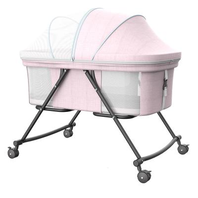 China Portable Crib Adjustable Multifunctional Safety Crib Adjustable Mattress Easy Use Folding Mobile Crib for sale