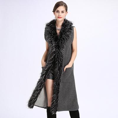 China Autumn/Winter Sustainable Faux Mink Fur Collar Knitted Women's Sleeveless Vests for sale