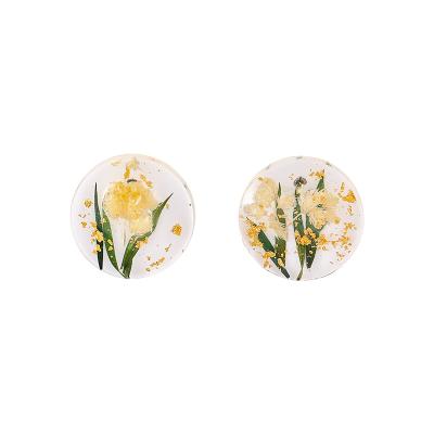 China 2021 Female Jewelry CLASSIC Dried Flower Earrings Enamel Stud Earrings Women for sale