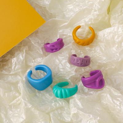 China NEW Fashion Ring Candy Color Plastic Acrylic Ring Design Open Female Irregular Retro Acrylic Rings for sale