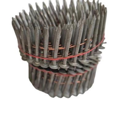 China 15 Degree Flat Wire Coil Nails 1-1/2 X .12 Hot Dip Ring Shank Coil Roofing Nail Galvanized for sale