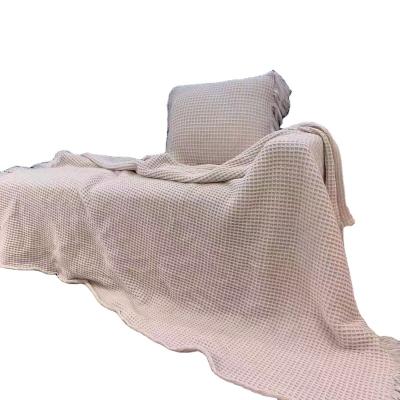 China High Quality Portable 530G Travel Safety Acrylic Super Soft Comfortable Throw Knitted Camping Blanket for sale