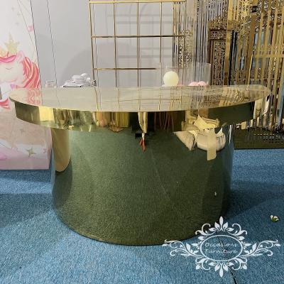 China Morden Gold Half Round Wedding Cake Tables Luxury Wedding Furniture for sale