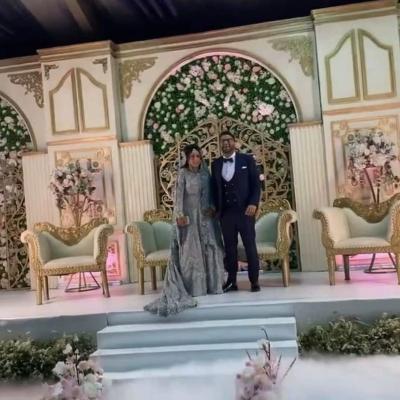 China Morden Wedding Backdrops Customized Special House Building Wedding Stage for sale