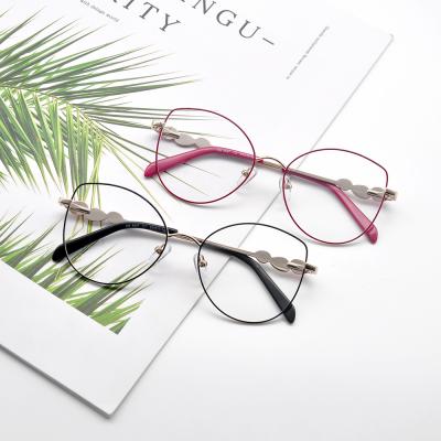 China Decorate 2021 Fashionable Women Cat Eye Metal Optical Frames New Design Fashion Than Glasses Frames Glasses for sale