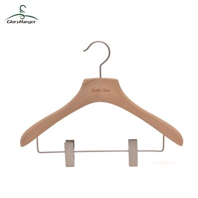 China Anti-slip natural color wide shoulder wooden coat hanger with metal clips and hook for sale