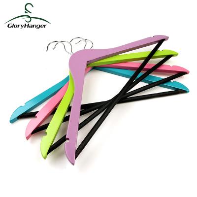 China Boutique transitional high quality wooden hangers for fabrics hanger, custom made and wholesale for sale