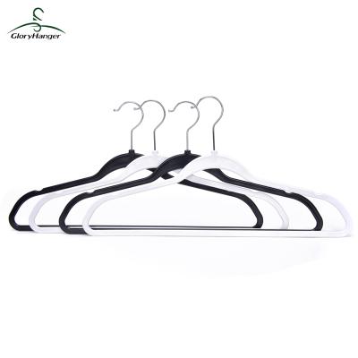 China Hot Selling Anti-skid Anti-skid Plastic 360 Degree Swivel Hook Wholesale Clothes Hangers for sale