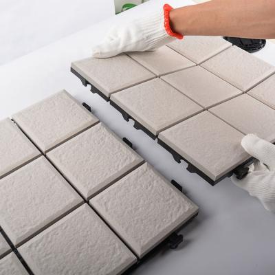 China Lightweight PVC Garage Floor Tiles With Interlocking Plastic Base, PP Deck Tile, Plastic Roof Tile for sale