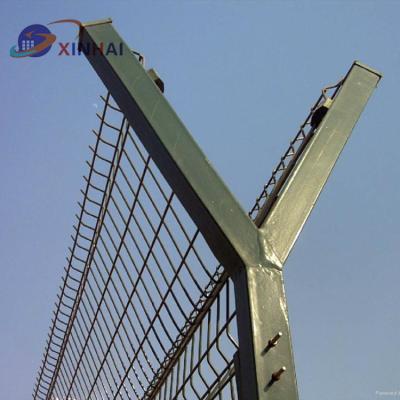 중국 Anping Factory 4.5mm Easily Assembled PVC Coated Wire Mesh Fence Higway Fence Airport Fence 판매용