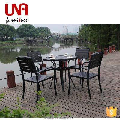 China Outdoor Plastic Wooden Dining Table Dining Car Desk Sets Garden Furniture Durable Material Patio Sea Beach Chair Promotional Desk Set for sale